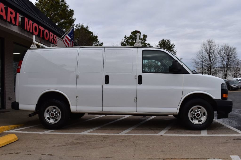 Used 2018 GMC Savana 2500 w/ Communications Package RWD image 6