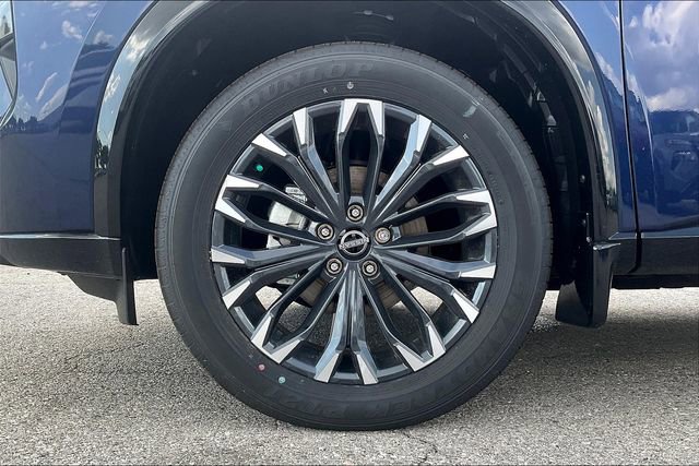New 2025 Nissan Rogue Platinum w/ Platinum Premium Package image 13
