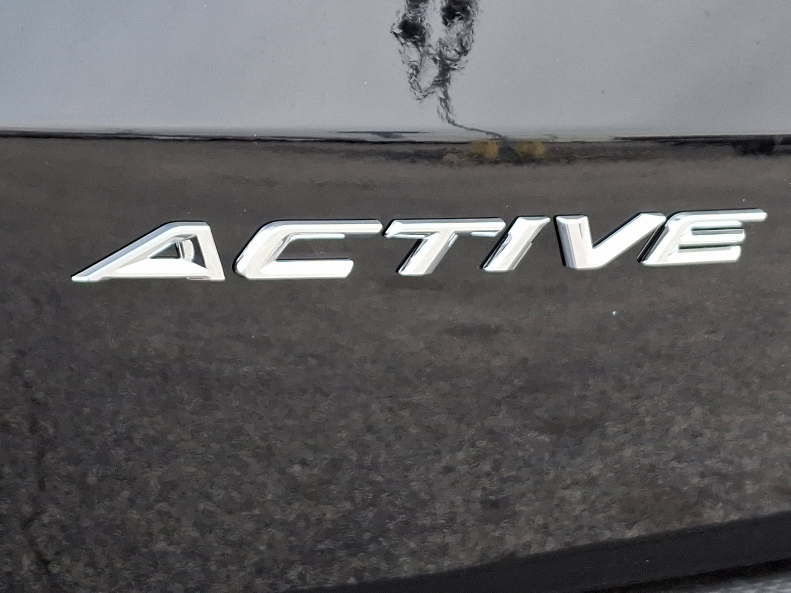 New 2025 Ford Escape Active w/ Active Premium Tech Pack image 17