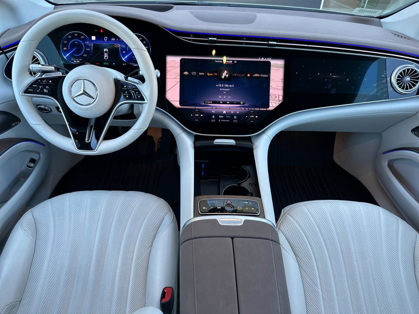 Certified 2022 Mercedes-Benz EQS 580 4MATIC Sedan w/ Exclusive Trim Package image 13