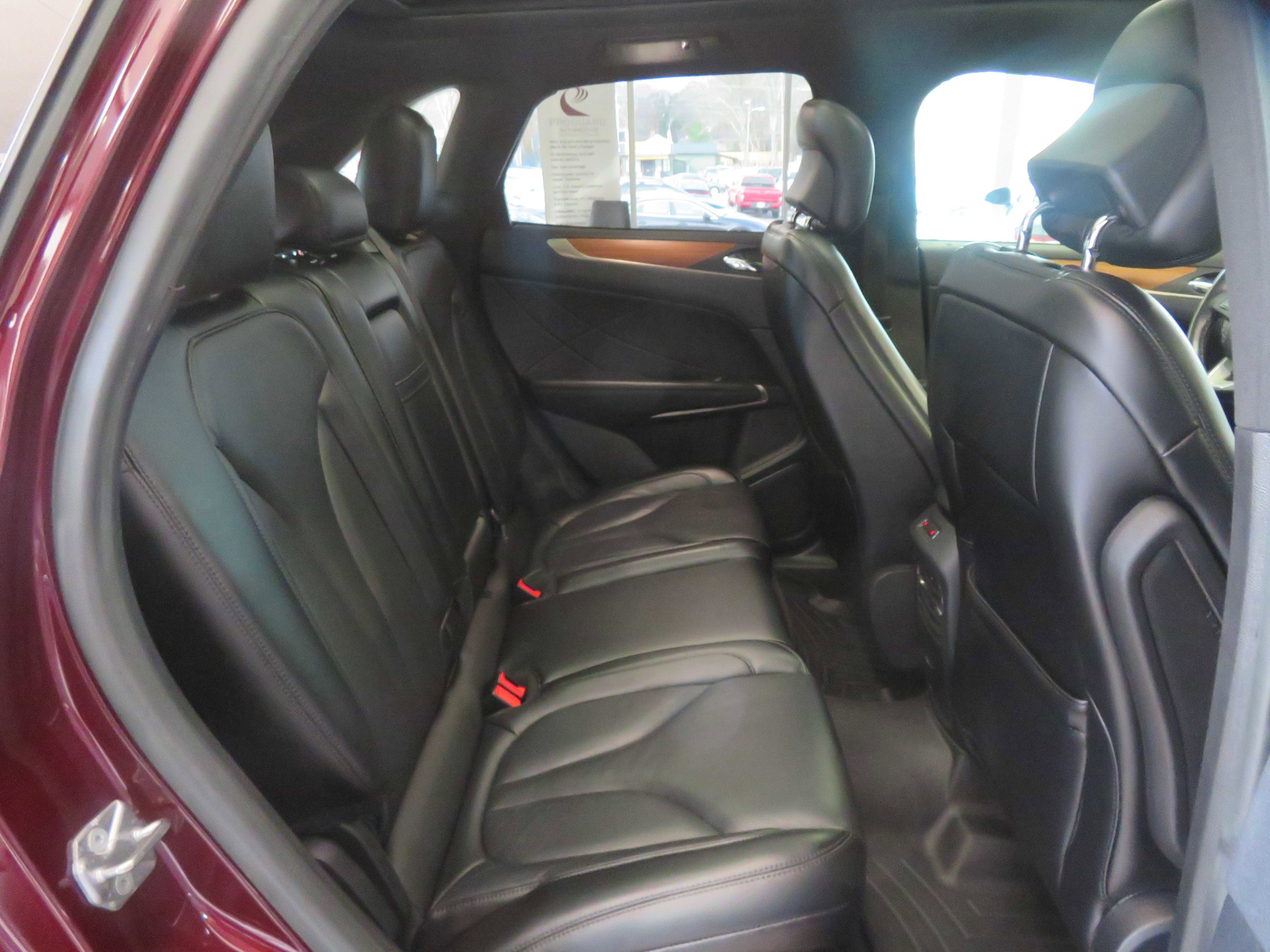 Used 2018 Lincoln MKC Reserve w/ Lincoln MKC Climate Package image 23