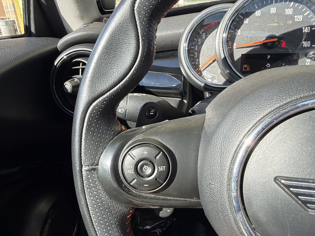 Used 2019 MINI Cooper S w/ Premium Package FWD image 25