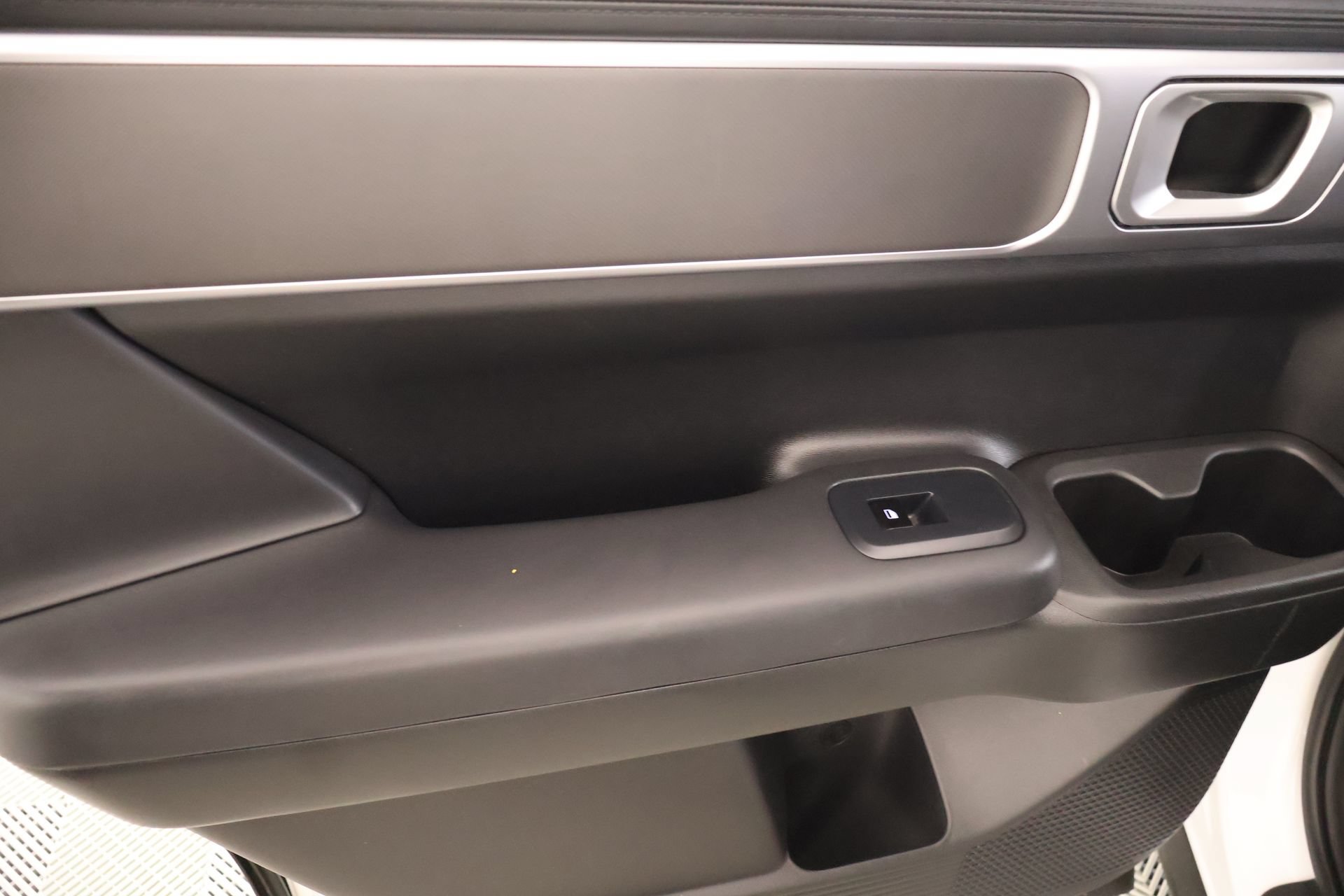 Used 2026 Hyundai Santa Fe SE FWD image 16