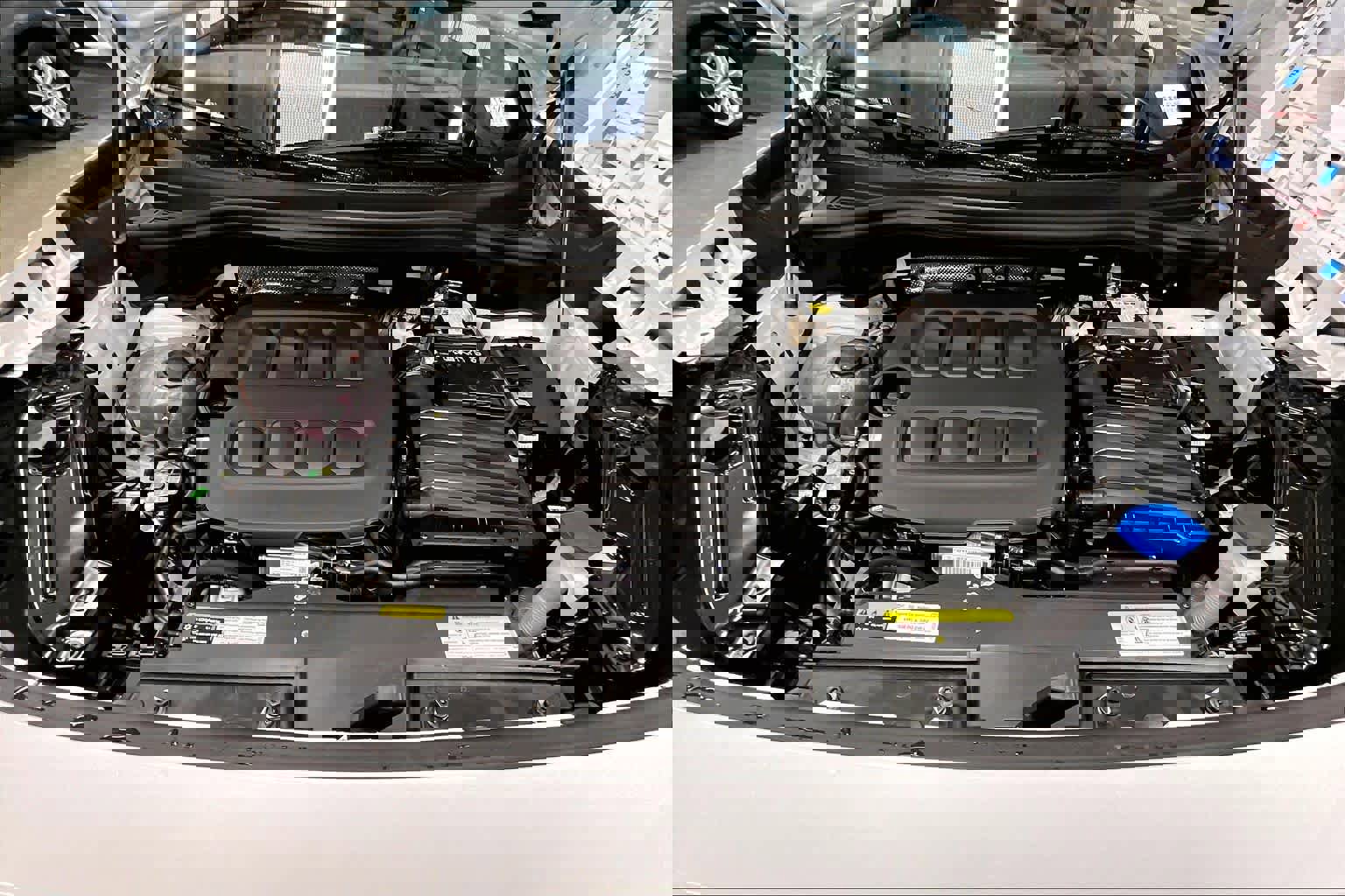 New 2026 Volkswagen Tiguan SE R-Line image 13