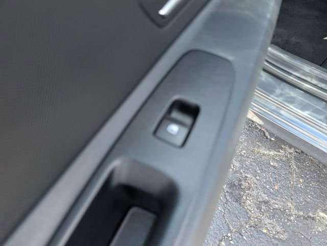Used 2024 Hyundai Elantra SEL FWD image 11
