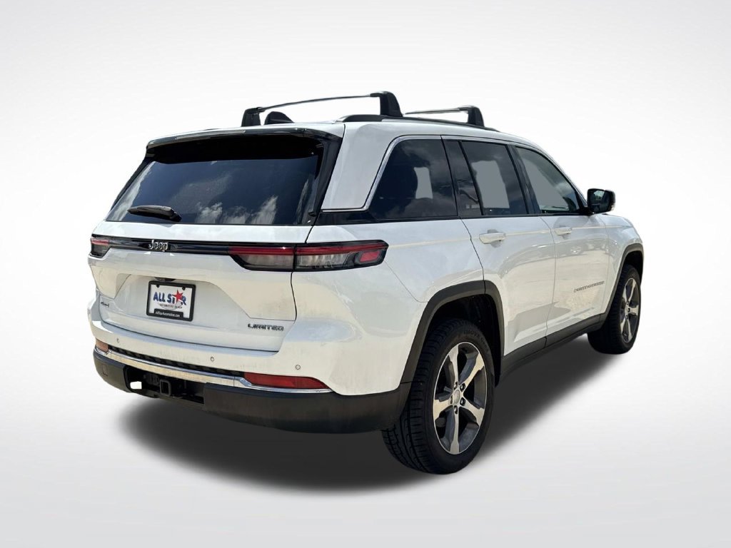 Used 2023 Jeep Grand Cherokee Limited AWD/4WD image 9
