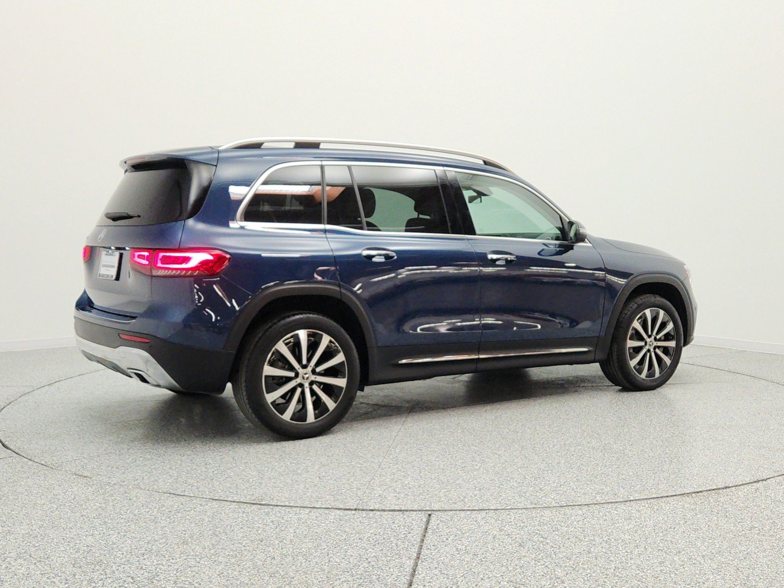Used 2022 Mercedes-Benz GLB 250 image 5
