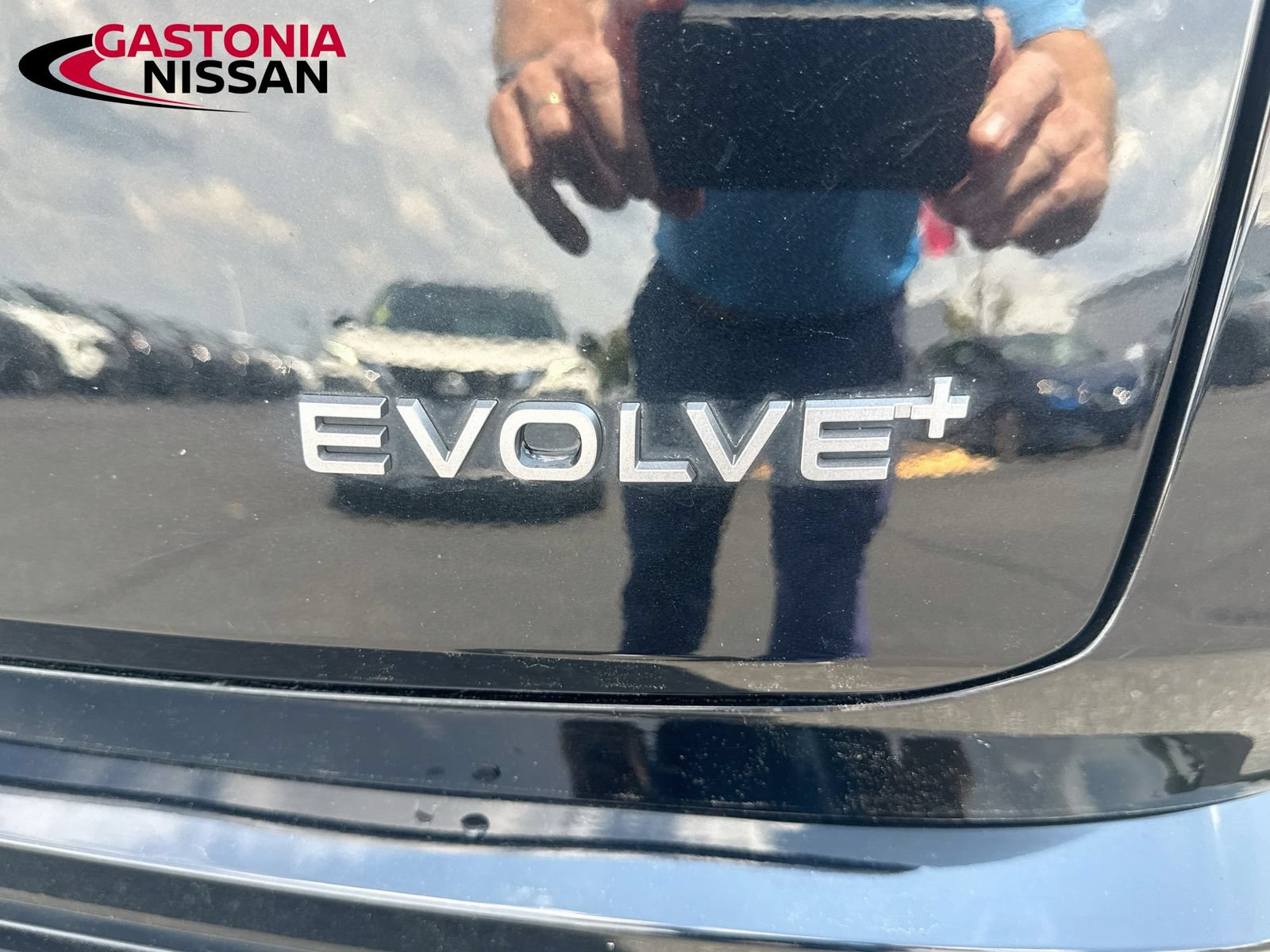 Used 2023 Nissan Ariya FWD image 7