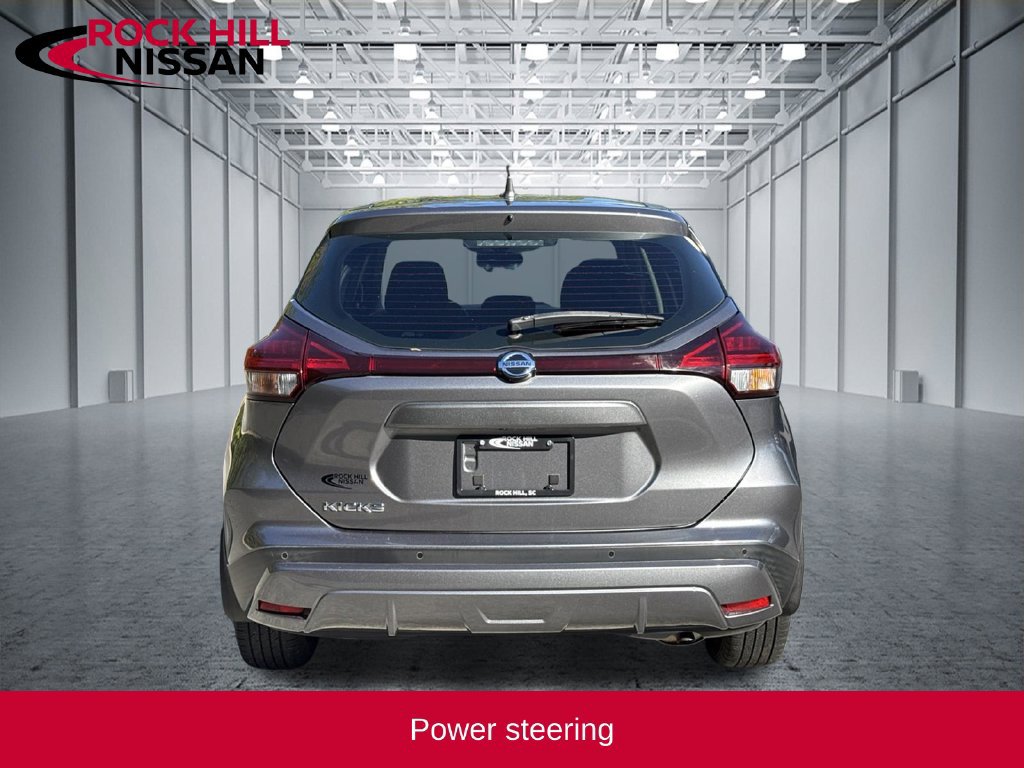 Used 2021 Nissan Kicks S FWD image 6