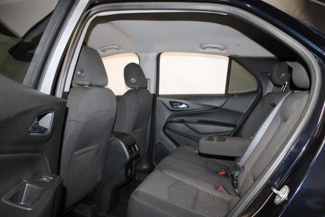 Used 2020 Chevrolet Equinox LT w/ Driver Convenience Package FWD image 9