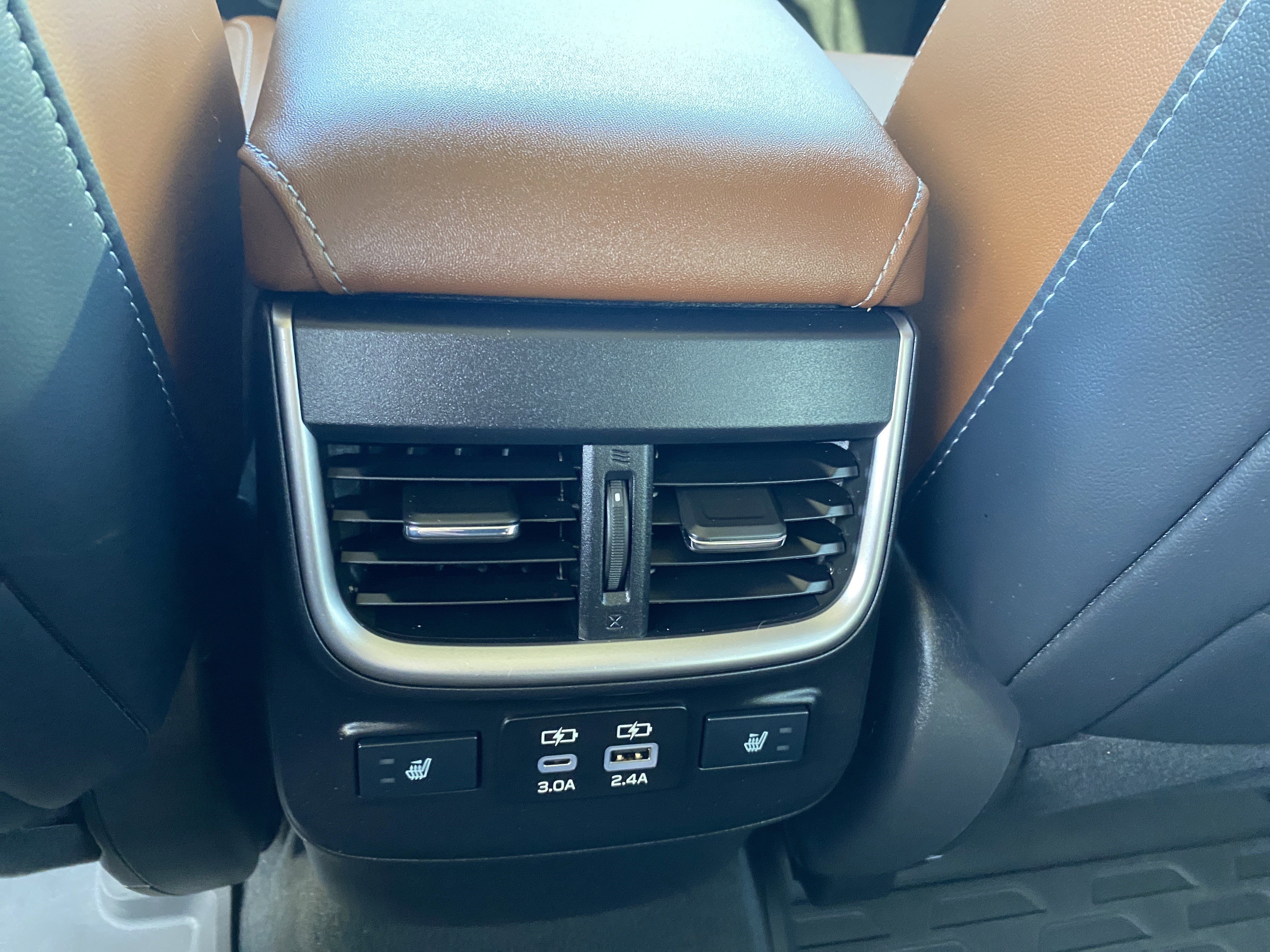 Used 2024 Subaru Outback Touring image 34