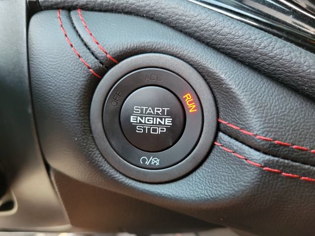 Used 2025 Dodge Durango GT RWD image 24