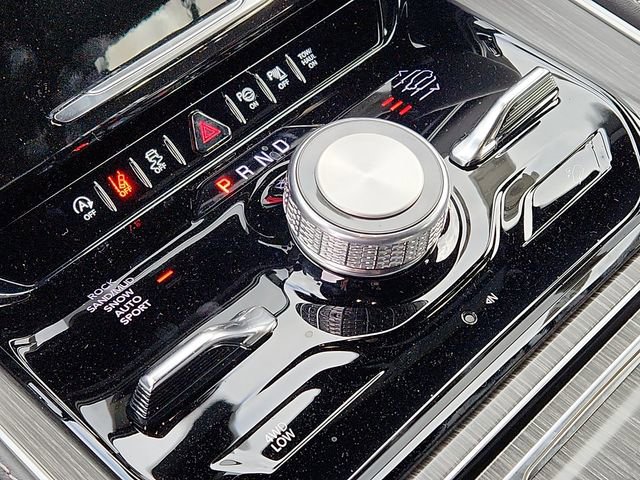 New 2023 Jeep Wagoneer Series III w/ Rear Seat Video Group 1 image 7