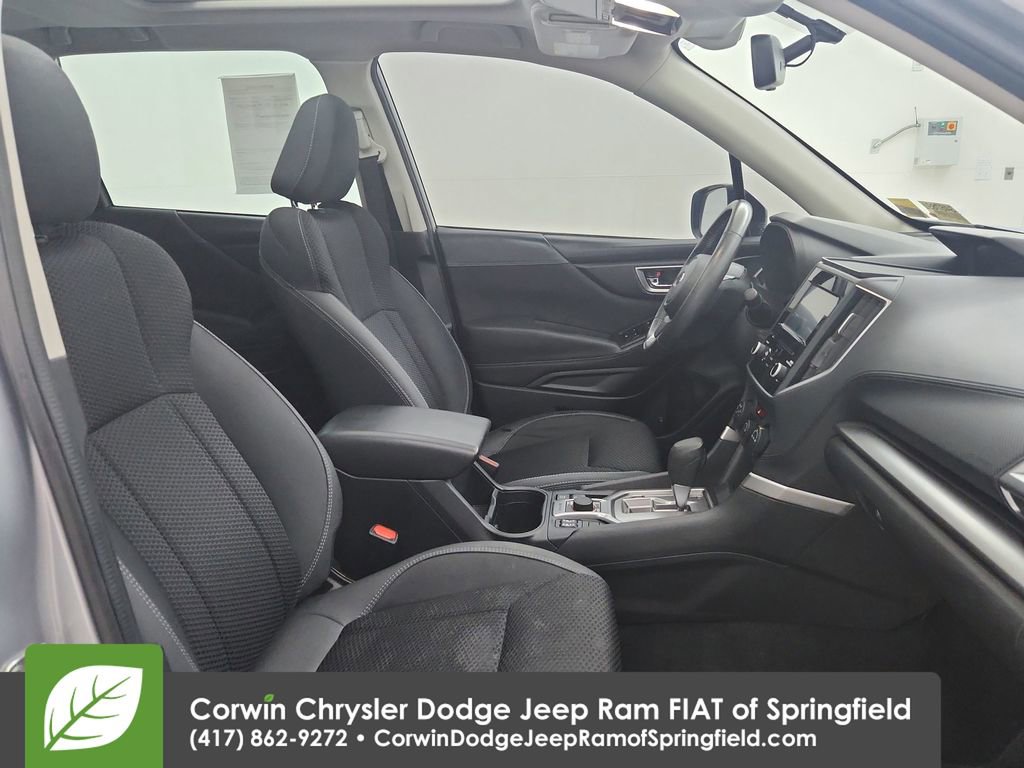 Used 2021 Subaru Forester Premium AWD/4WD image 33