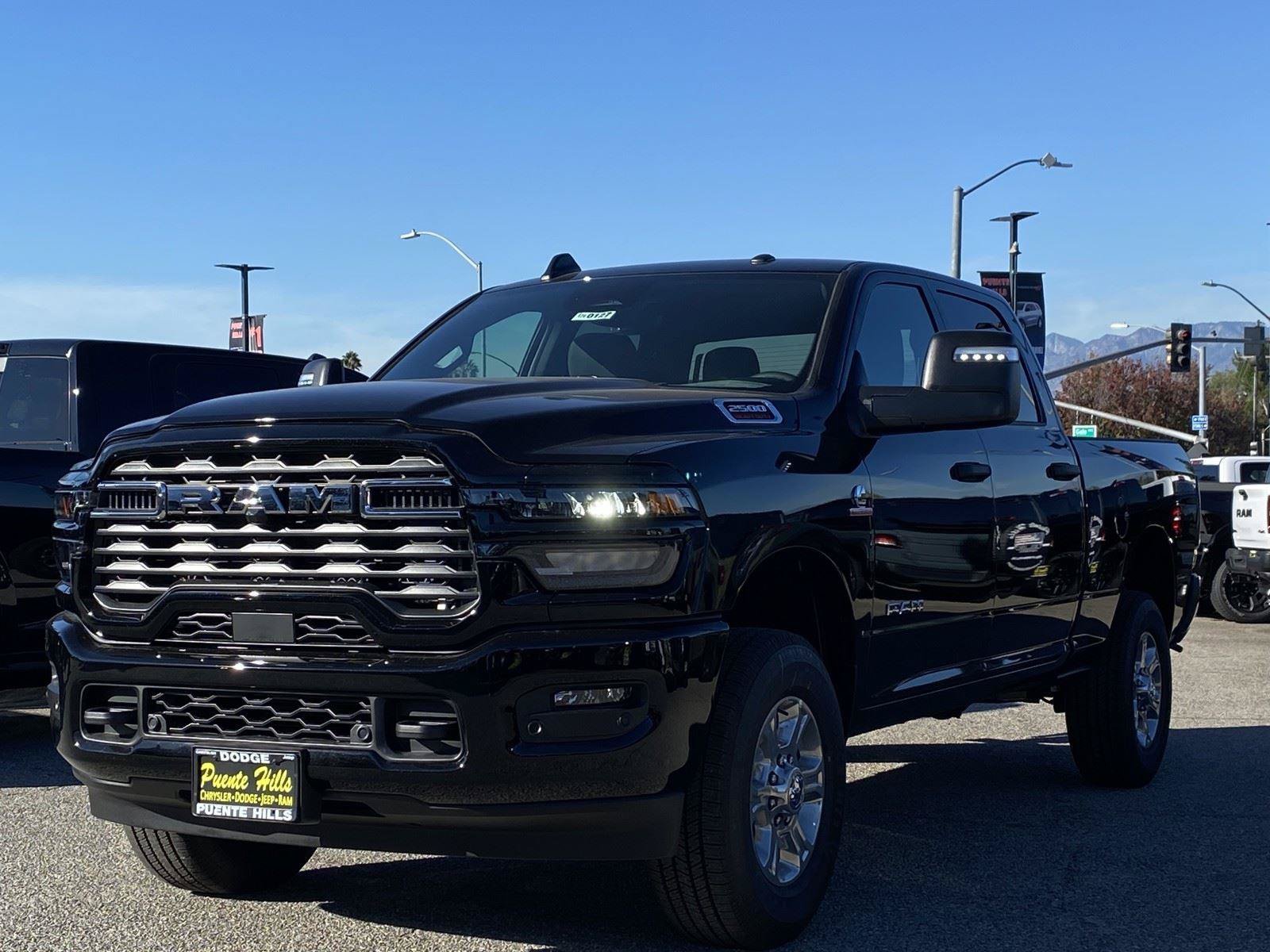 New 2026 RAM 2500 Big Horn AWD/4WD image 3