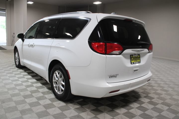 Used 2021 Chrysler Voyager Lxi FWD image 9