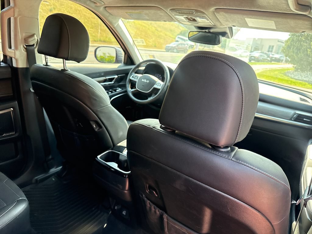 Used 2022 Kia Telluride SX w/ SX Prestige Package AWD/4WD image 30
