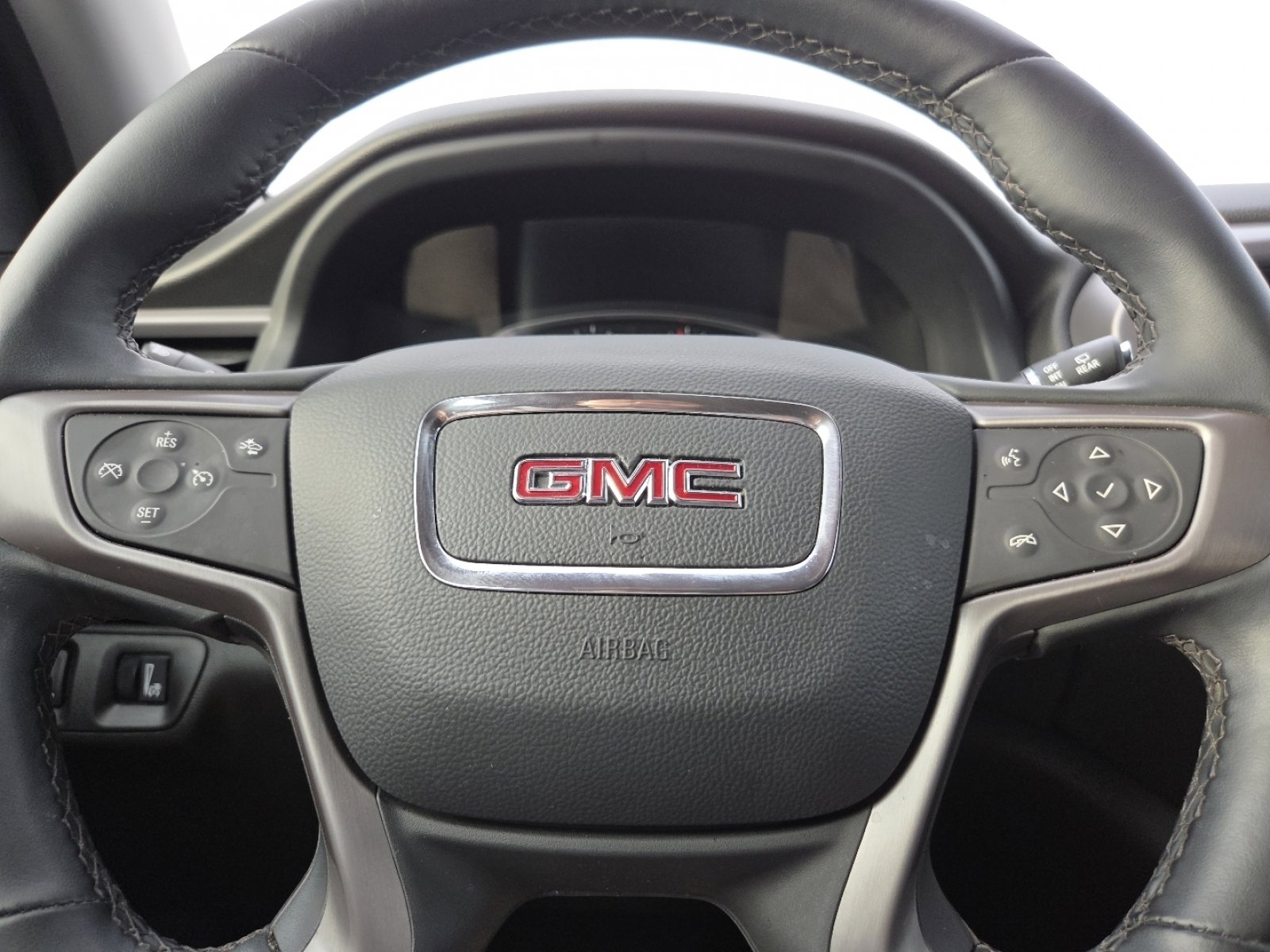 Used 2023 GMC Acadia AT4 w/ Trailering Package image 28