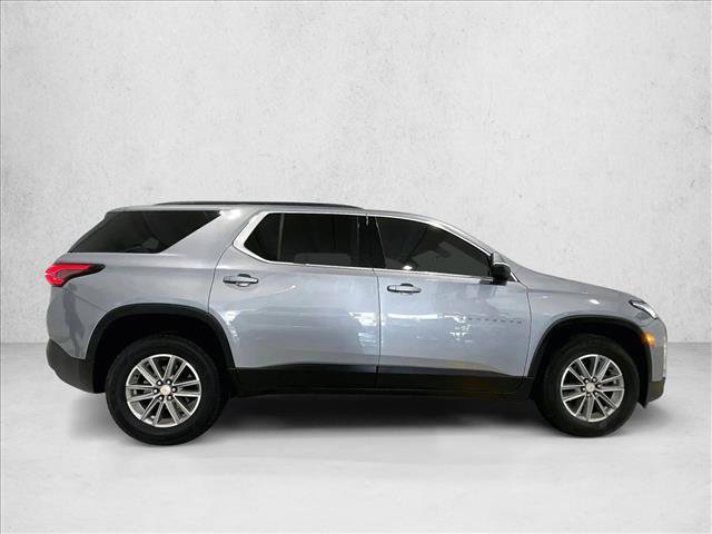 Used 2023 Chevrolet Traverse LT FWD image 5