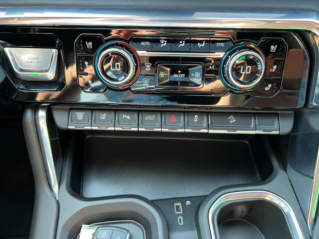 Used 2024 GMC Sierra 2500 Denali Ultimate image 30