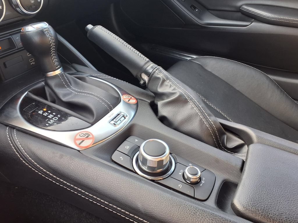 Used 2025 MAZDA MX-5 Miata RF Grand Touring RWD image 20