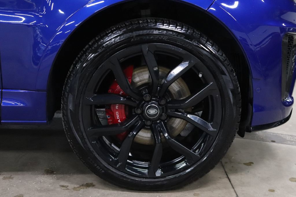 Used 2020 Land Rover Range Rover Sport SVR image 41