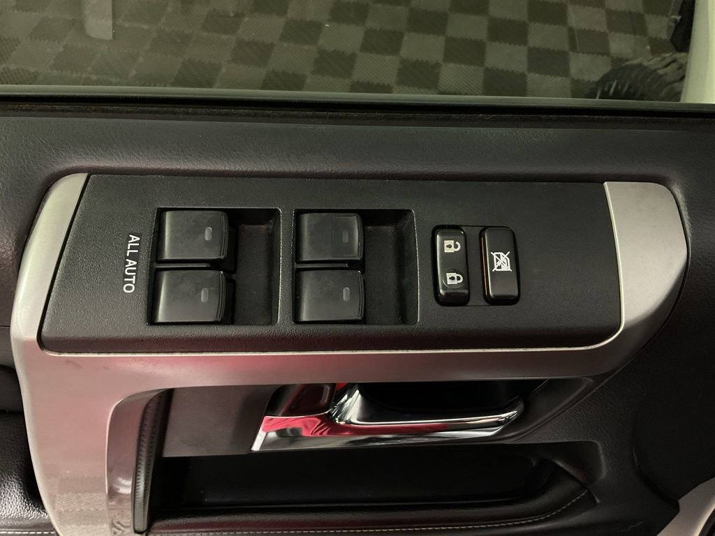 Used 2015 Toyota 4Runner SR5 image 15
