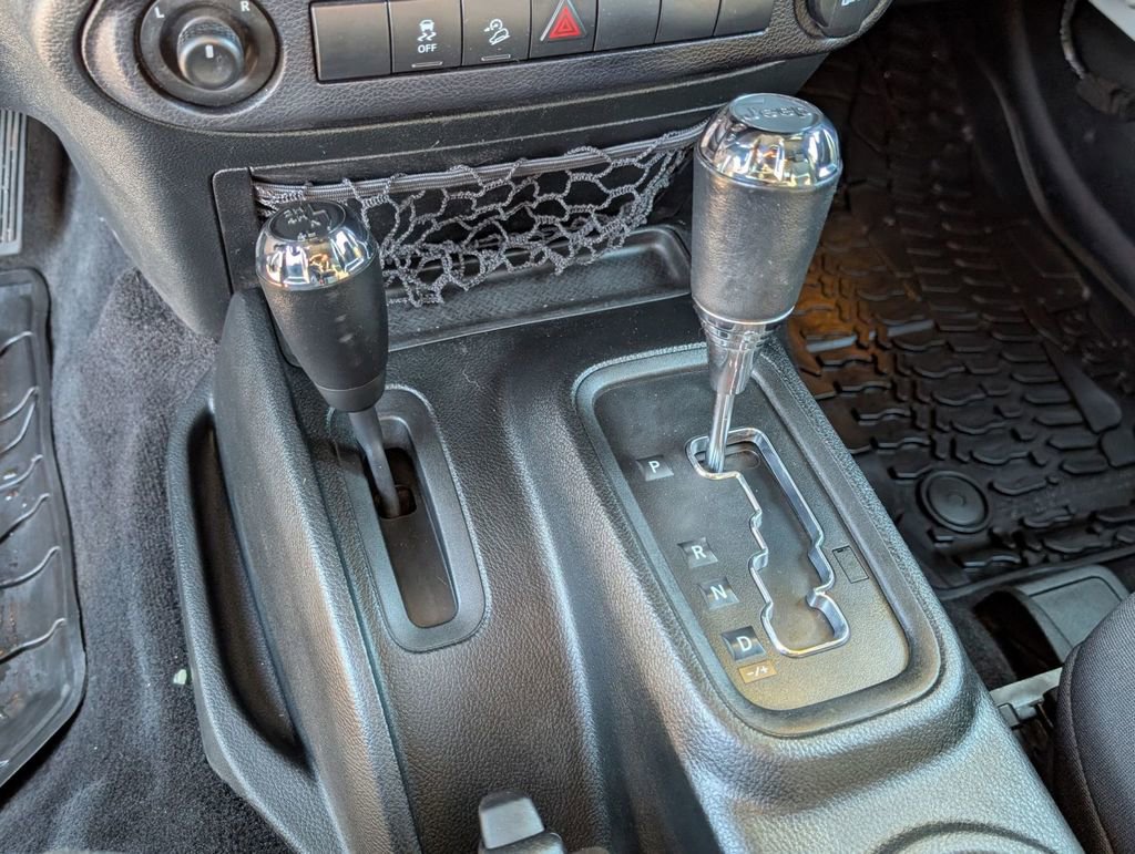 Used 2018 Jeep Wrangler Sport w/ Quick Order Package 24W image 34