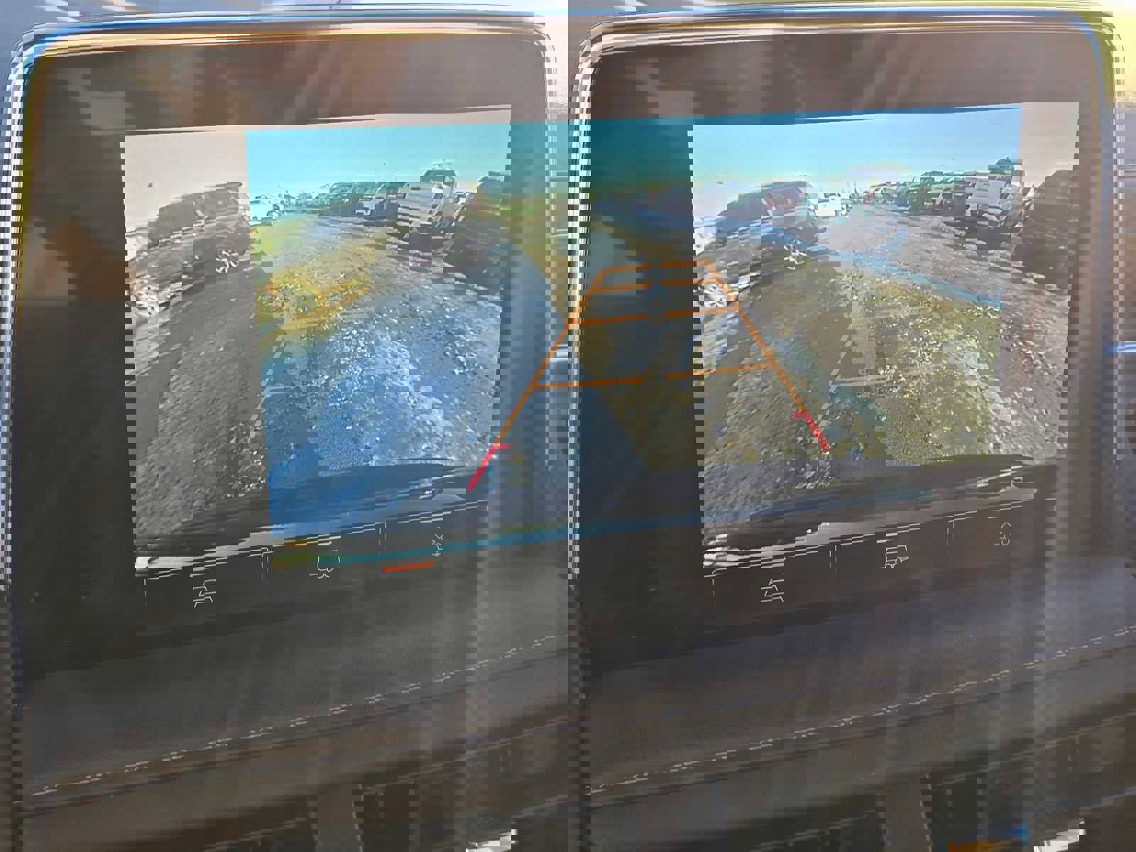 Used 2022 GMC Yukon SLE w/ Max Trailering Package image 33