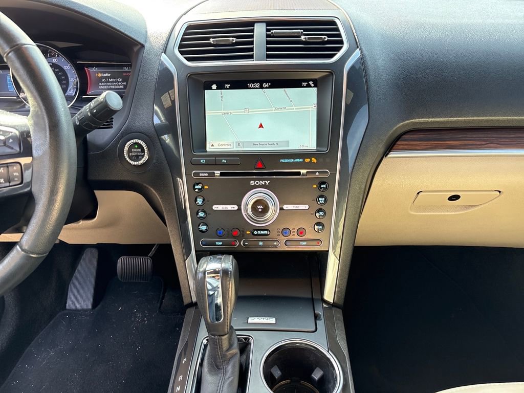 Used 2018 Ford Explorer Limited image 22