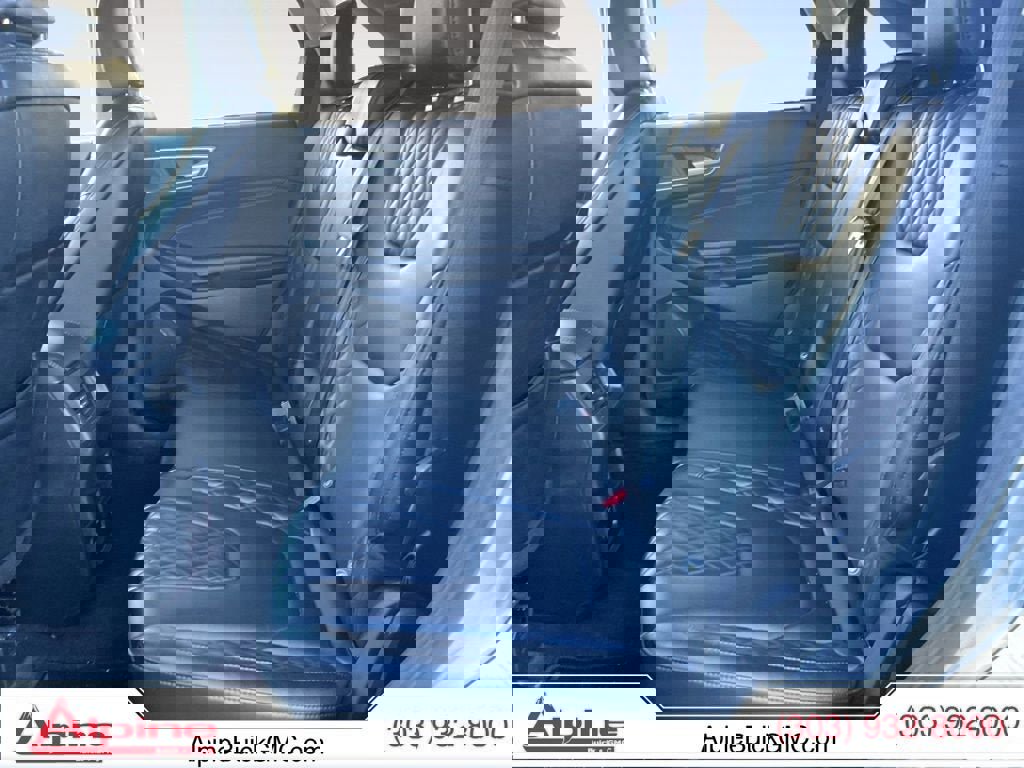 Used 2024 Ford Edge Titanium image 13