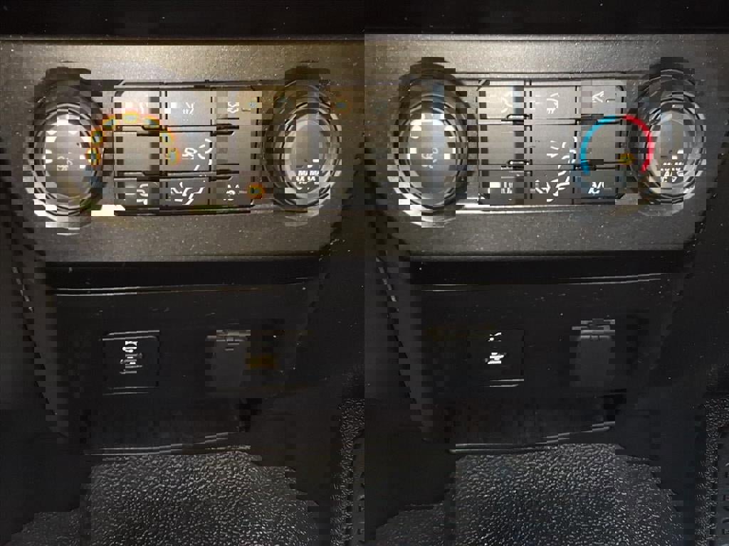 Certified 2020 Ford F250 XL w/ Power Equipment Group image 17