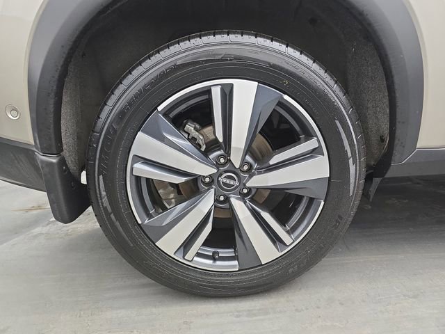 Used 2023 Nissan Rogue Platinum w/ Platinum Premium Package AWD/4WD image 20