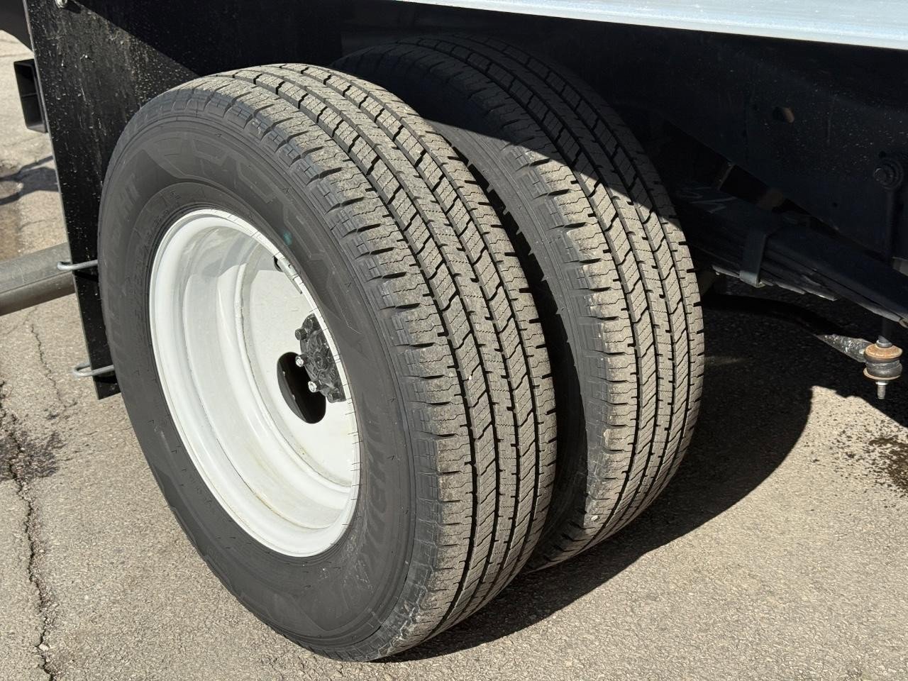 New 2026 Ford E-450 and Econoline 450 Super Duty w/ Power Equipment Group RWD image 6