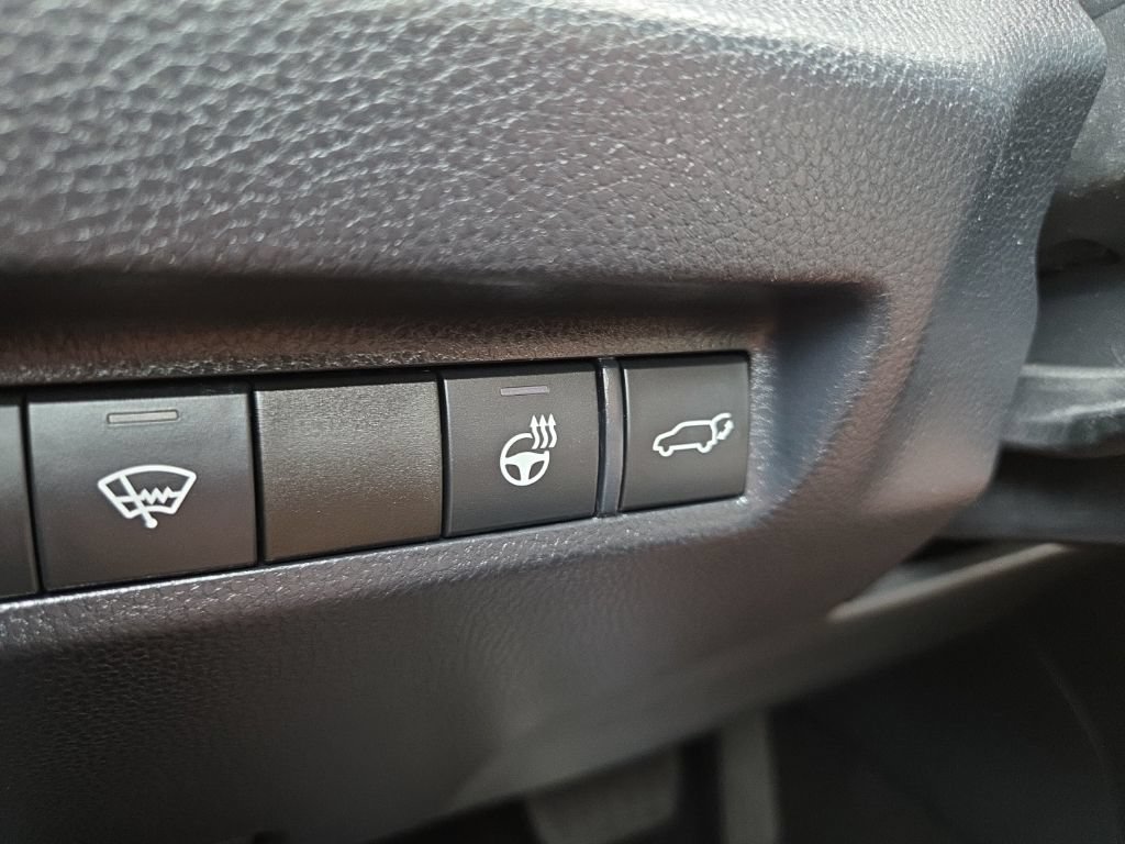 Used 2019 Toyota RAV4 XSE w/ XSE Weather Package AWD/4WD image 32