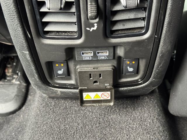 Used 2024 Dodge Durango GT image 13