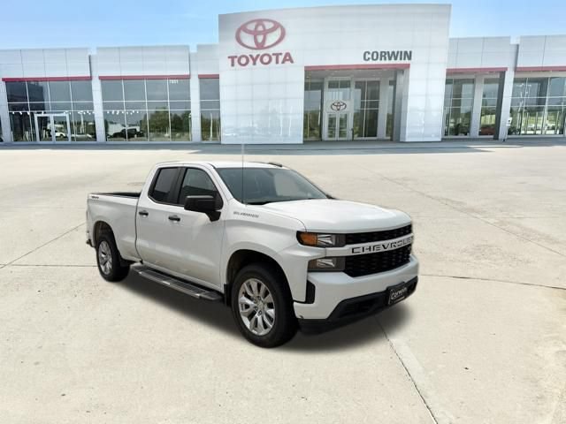 Used 2020 Chevrolet Silverado 1500 Custom w/ Custom Value Package AWD/4WD image 33