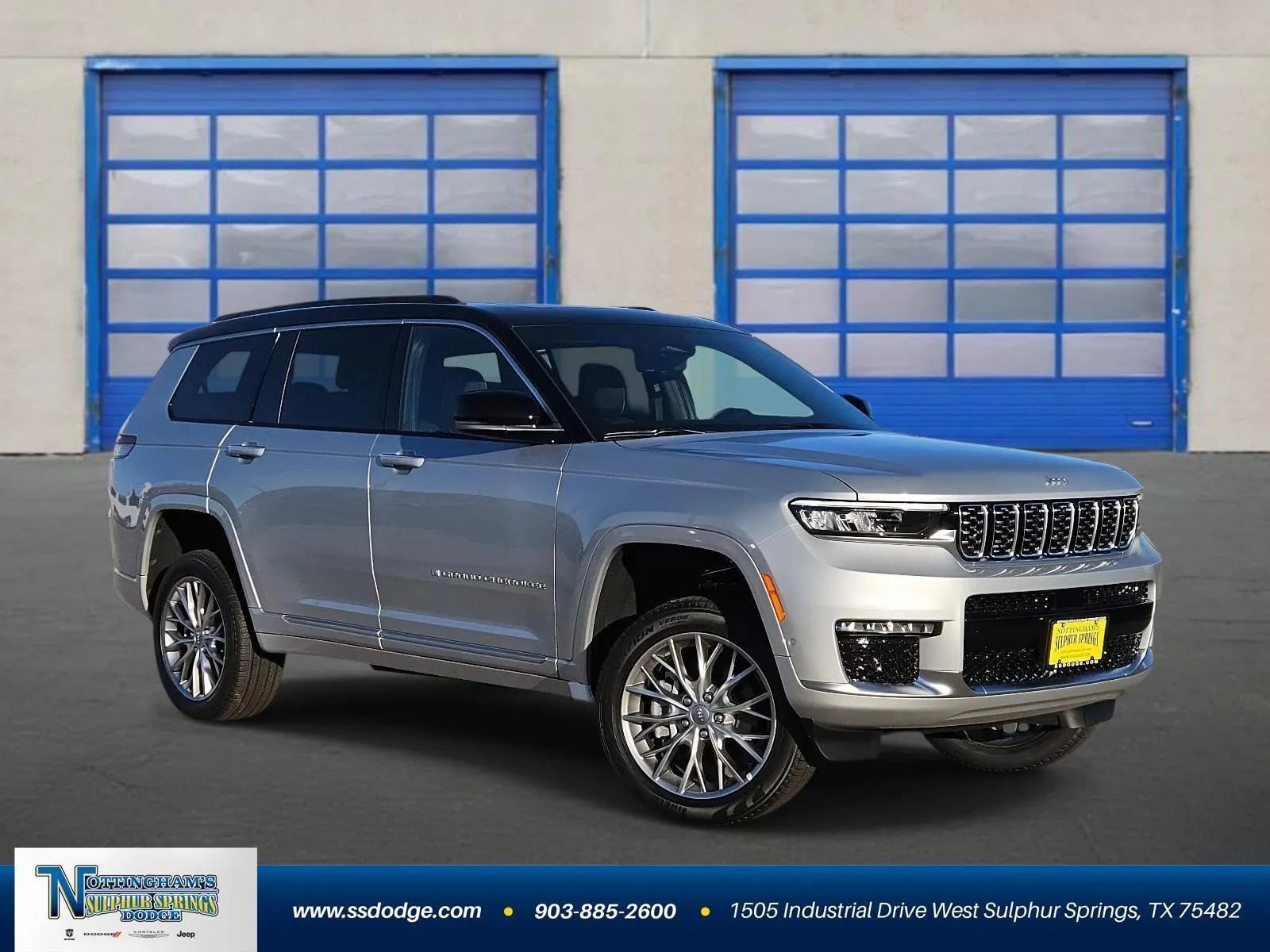 New 2025 Jeep Grand Cherokee L Summit w/ Advanced Protech Group IV