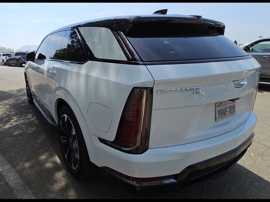 Used 2025 Cadillac Escalade IQ Sport 2 AWD/4WD image 6