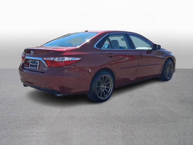 Used 2015 Toyota Camry XLE FWD image 4