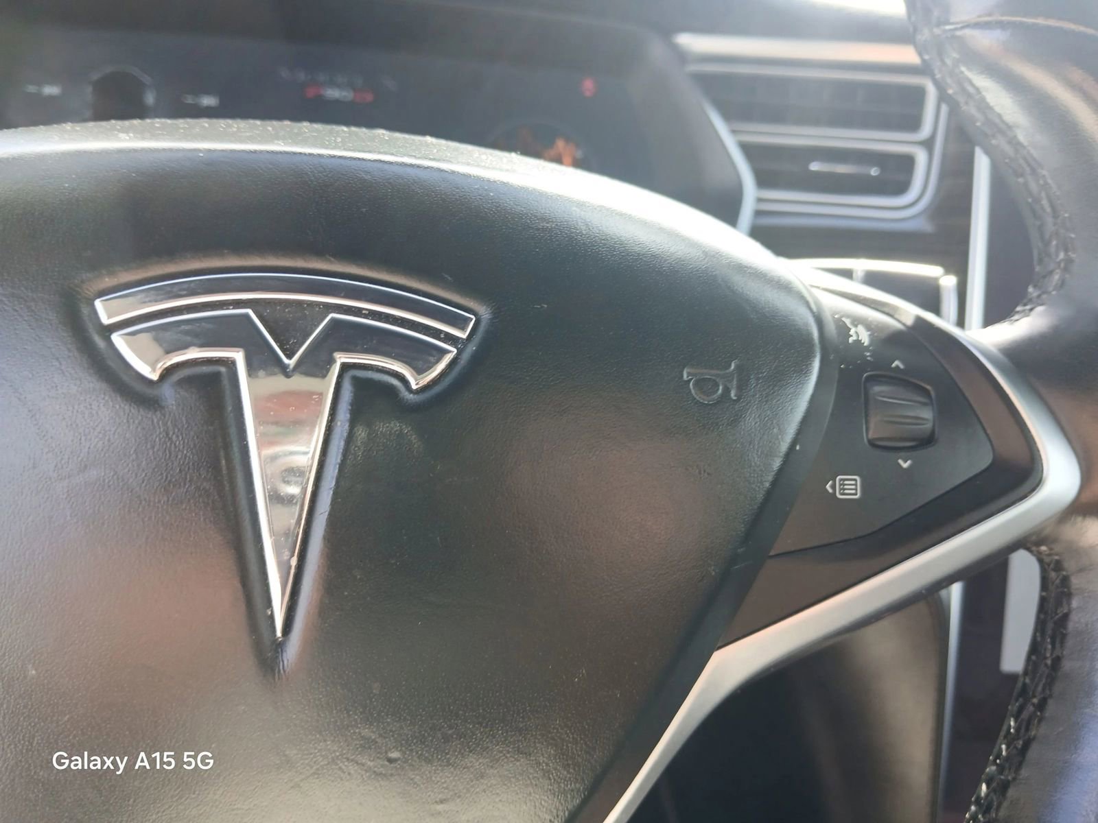 Used 2016 Tesla Model X Performance image 29