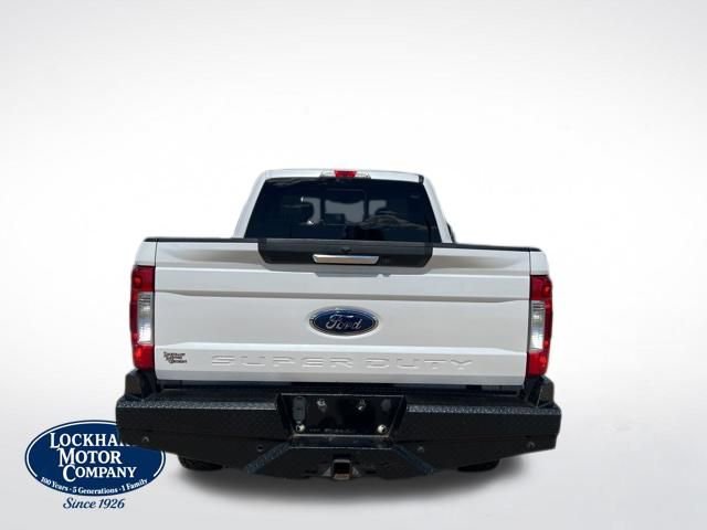 Used 2019 Ford F250 Lariat w/ Lariat Value Package AWD/4WD image 6
