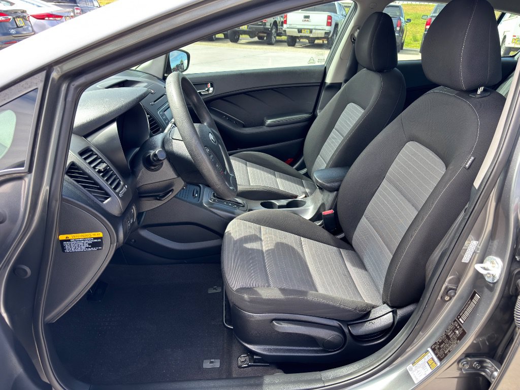 Used 2016 Kia Forte LX FWD image 16
