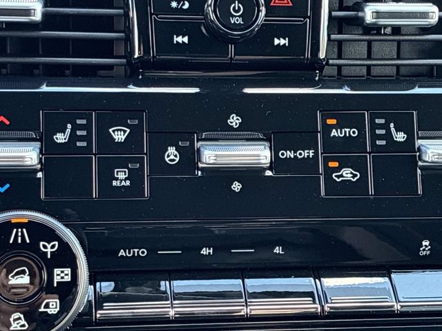 New 2026 Nissan Armada SL w/ Captain's Chari Seat Package AWD/4WD image 17