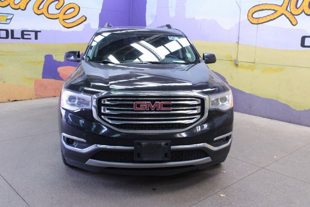 Used 2018 GMC Acadia SLT image 3