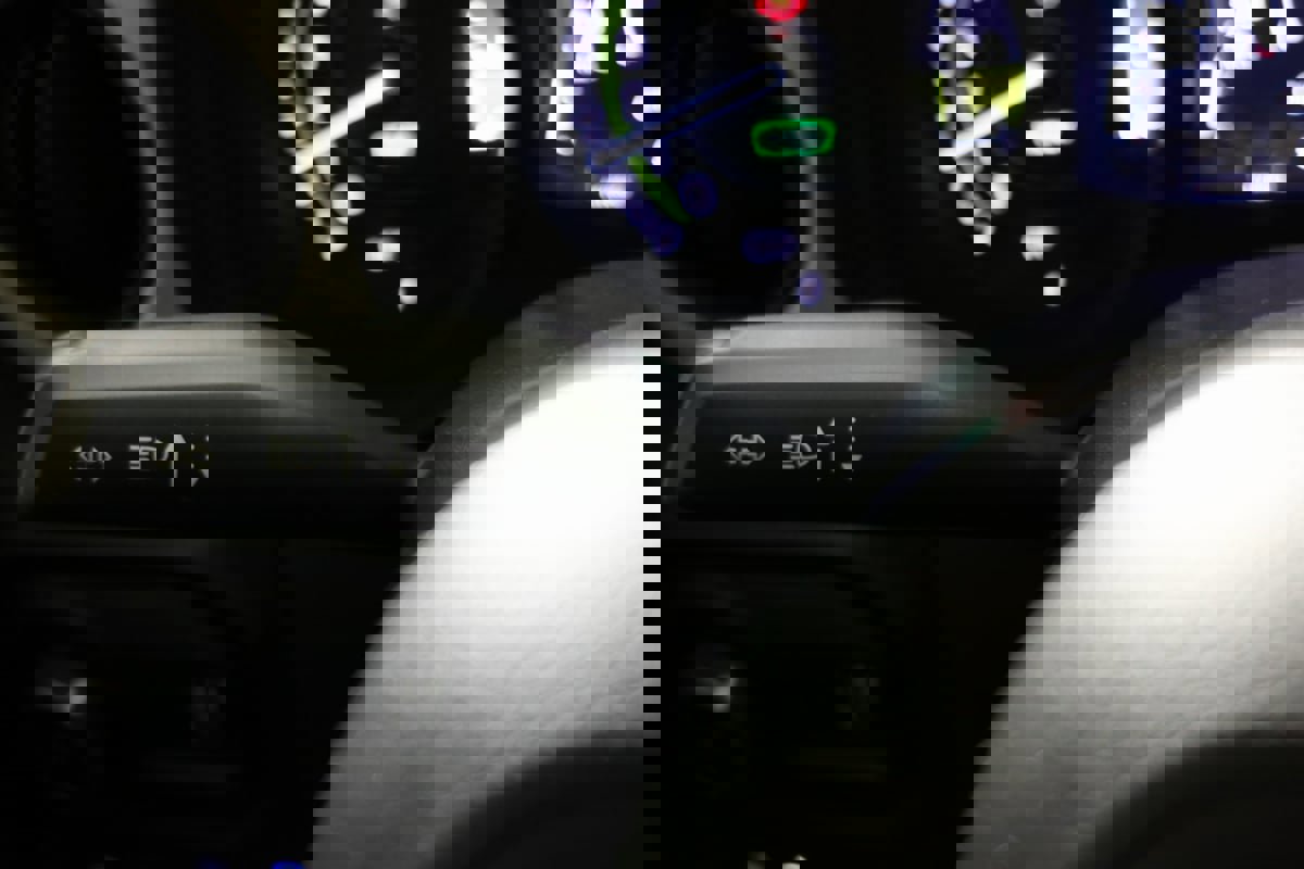 Used 2024 Jeep Wrangler Unlimited w/ Convenience Group image 22