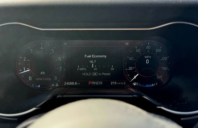 Used 2022 Ford Mustang GT Premium w/ Equipment Group 401A image 10