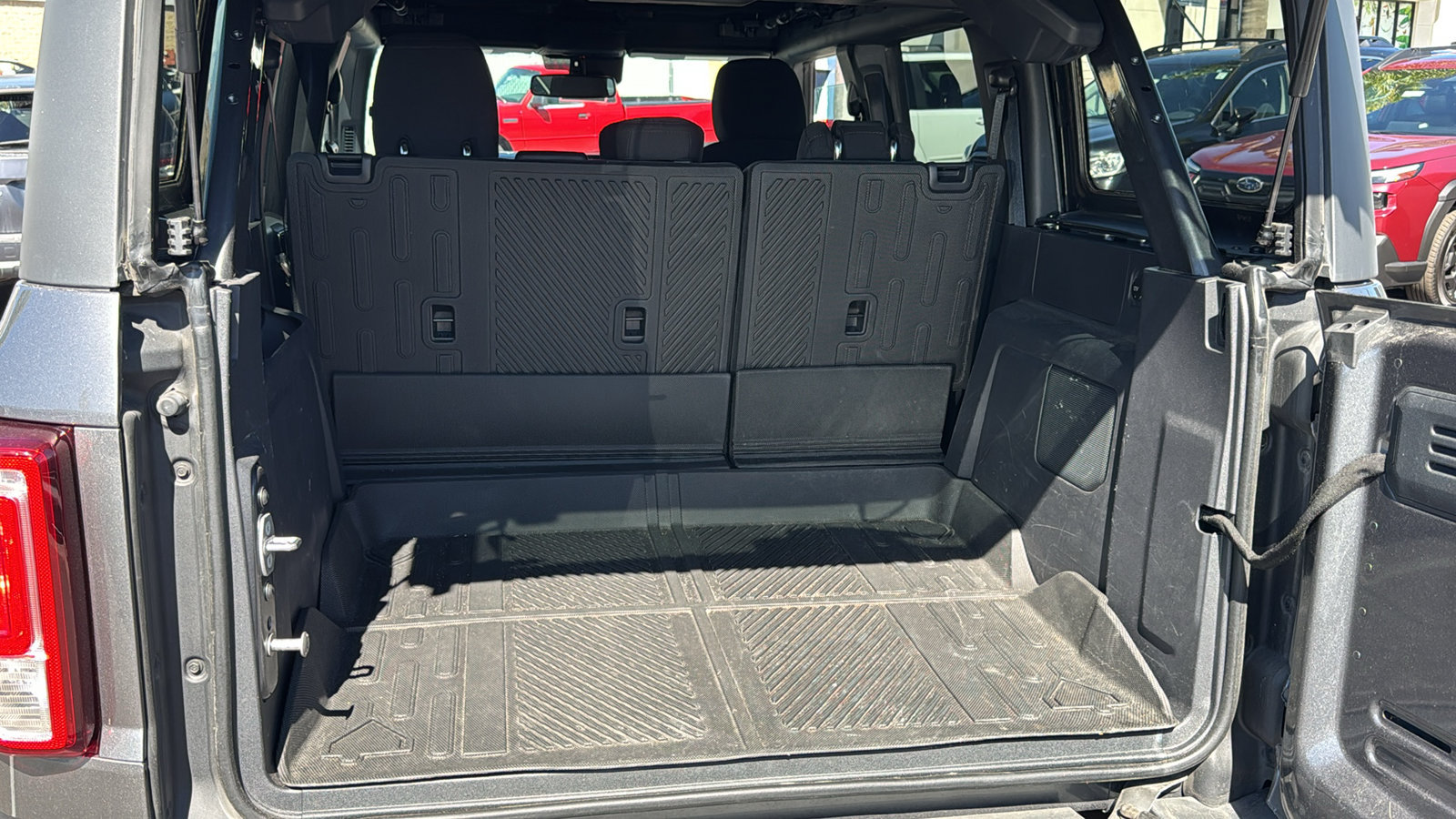 Used 2023 Ford Bronco 4-Door AWD/4WD image 9