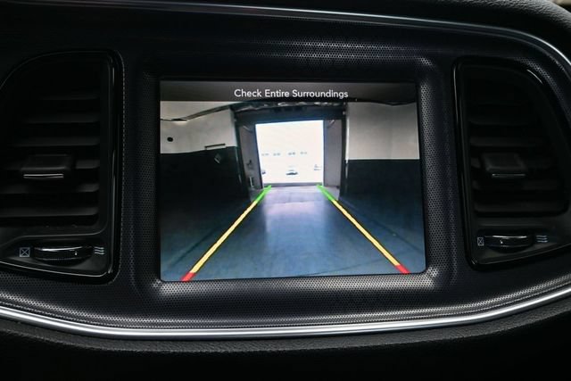 Used 2015 Dodge Challenger R/T Plus RWD image 39