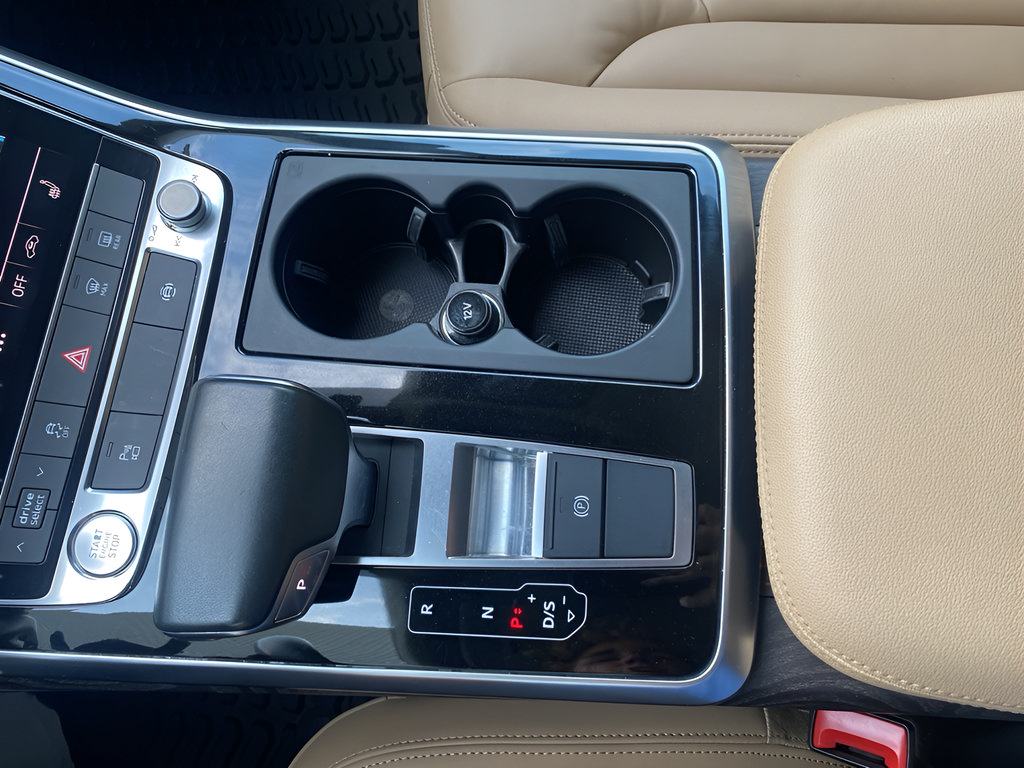 Used 2019 Audi Q8 Premium AWD/4WD image 34